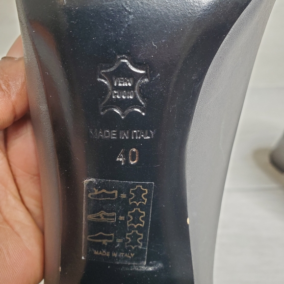 LUCA LUCA Block Heel Pointed Toe Pump In Gray 10. - Picture 8 of 9